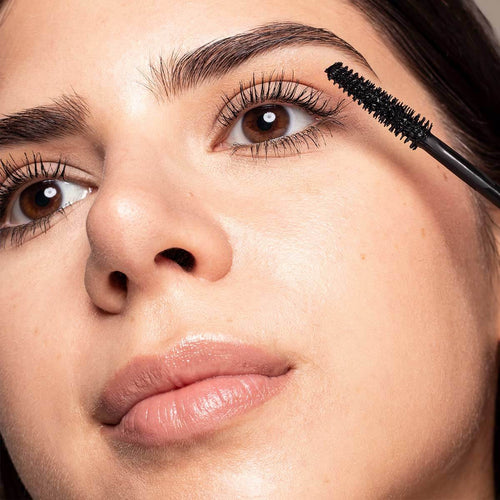 Eye Opening Vegan Mascara with Black Quinoa